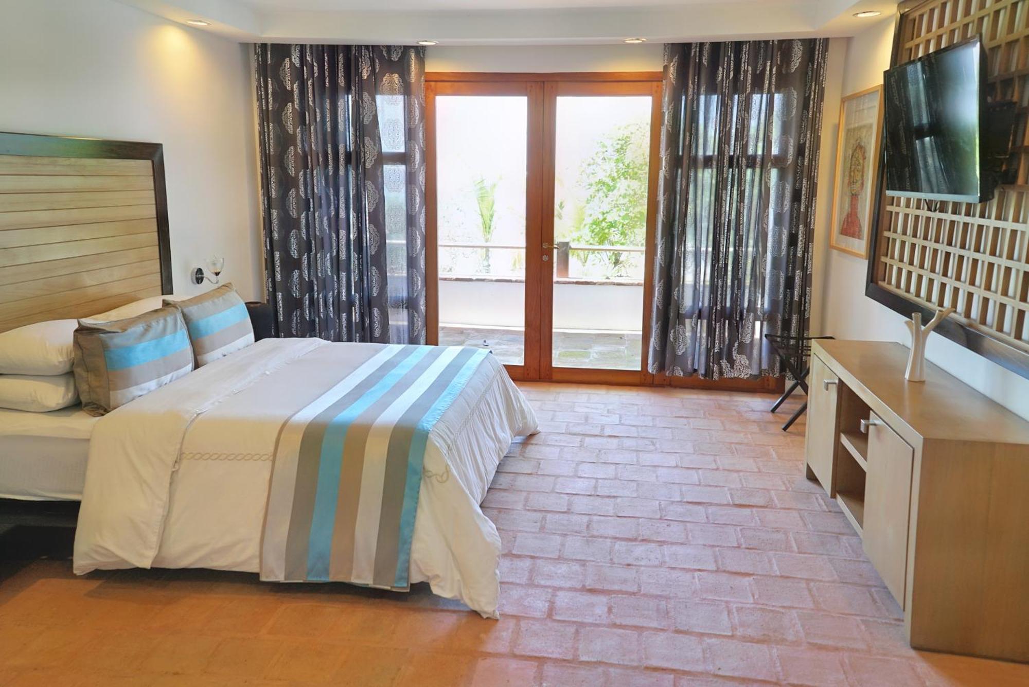 Op Signature Aparthotel & Luxury Villas Pedasi Town Esterno foto